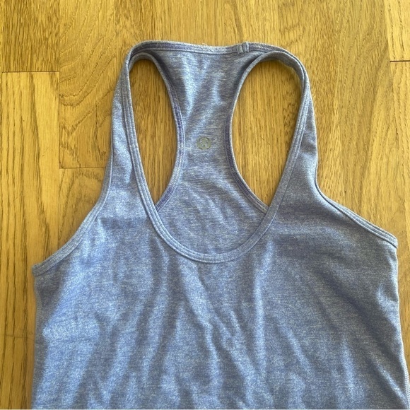 Lululemon blue tank top size 4 - Picture 5 of 6